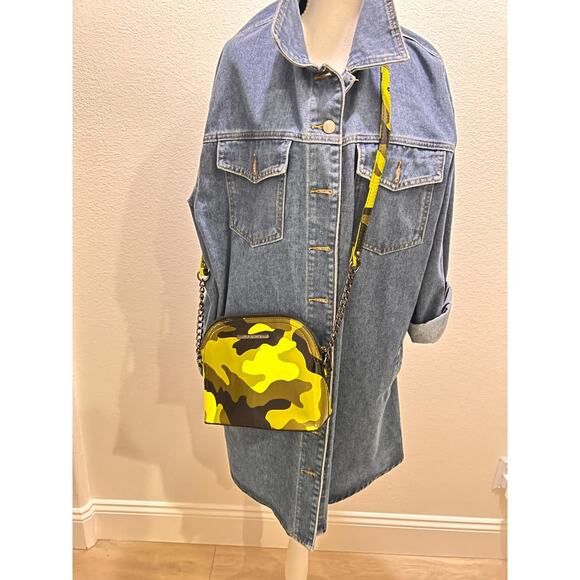 Steve Madden Handbags - Steve Madden crossbody purse